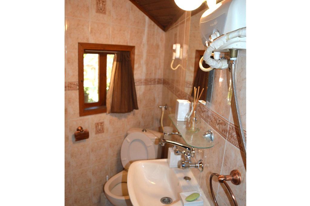 Czarina Cabin הבקתה הקיסרית והדירה הקיסרית Czarina Apartment Caesarea Eksteriør billede