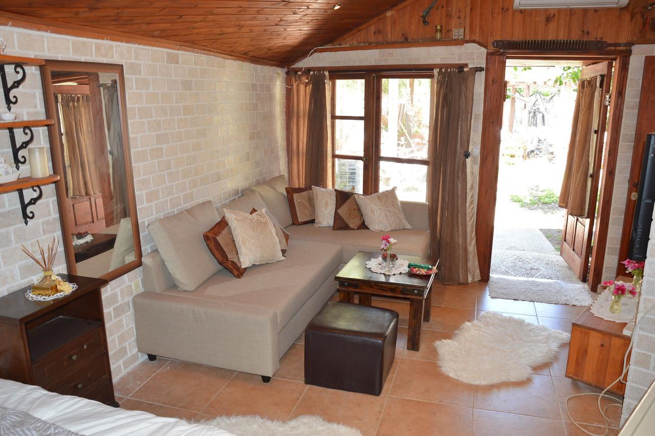 Czarina Cabin הבקתה הקיסרית והדירה הקיסרית Czarina Apartment Caesarea Eksteriør billede